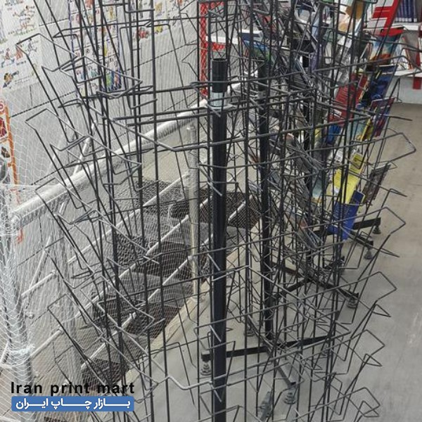 استند فلزی گردان