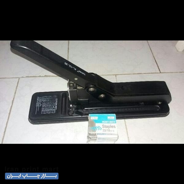 فروش منگنه زن کتاب