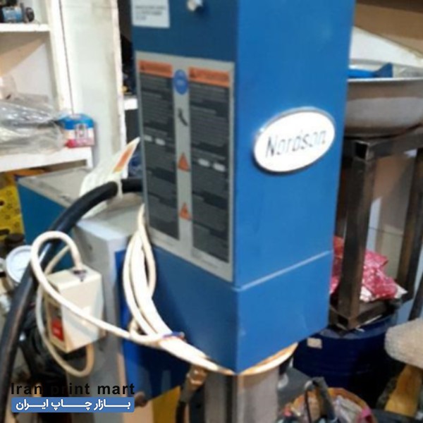 فروش  چسب گرم نوردسون آمریکایی نه و تعدادی قالب