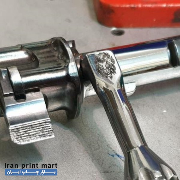 خدمات حکاکی و برش با لیزر فلزات و غیر فلزات