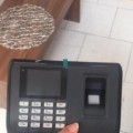 دستگاه حضور غیاب اثر انگشتی