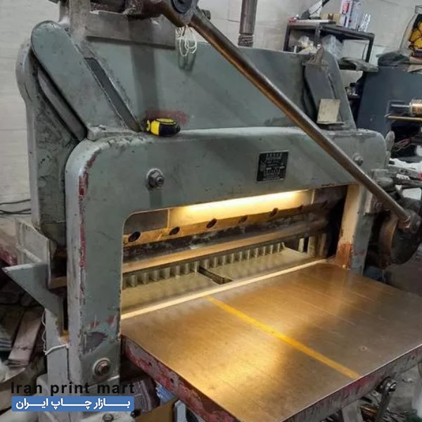 دستگاه برش کاغذ