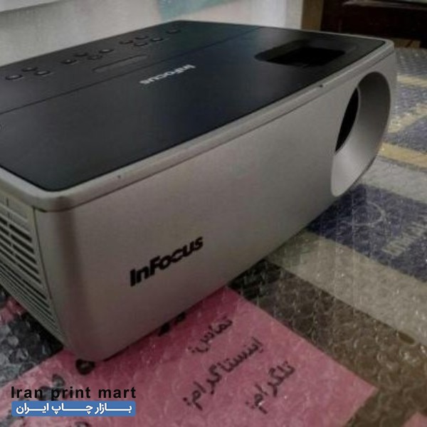 دستگاه ویدئو پروژکتور