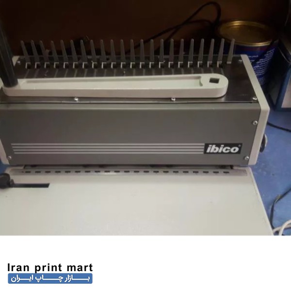 دستگاه پانچ پلاستیکی دستی