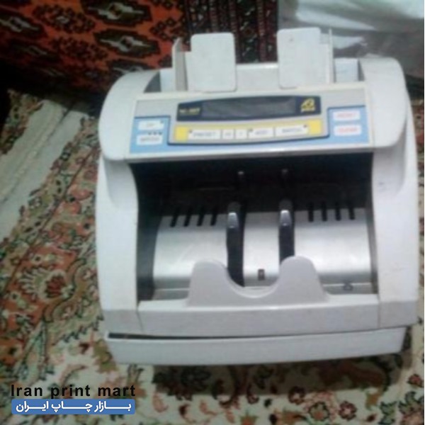 دستگاه پولشمار رومیزی