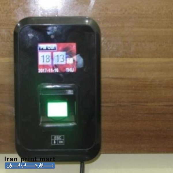 دستگاه حضور و غیاب اثر انگشتی