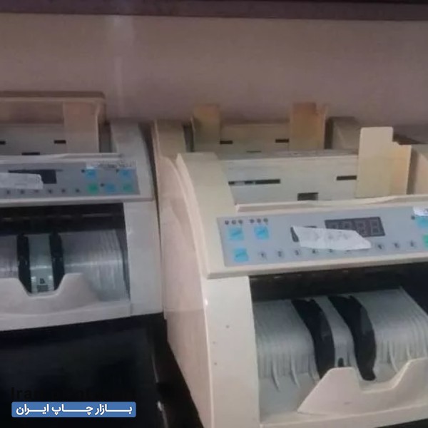 دستگاه پولشمار رومیزی