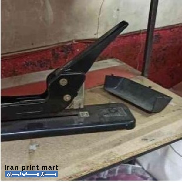 میخکوب رومیزی HD_23L17 اسلام شهر