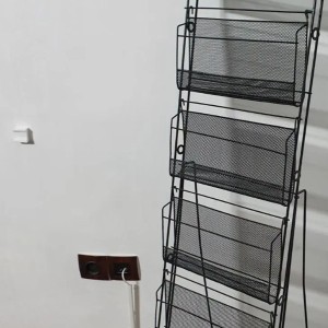 استند کاتالوگ کرمان