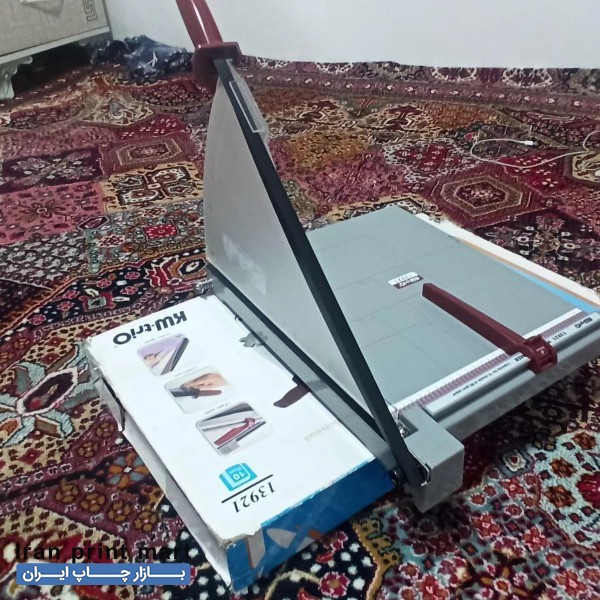کاتر دستی کاغذ kw-tiro سردشت