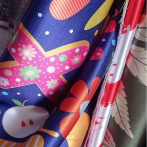 چاپ سابلیمیشن انواع پارچه اصفهان