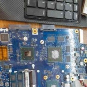 تعمیر لپتاپ و کامپیوتر اصفهان