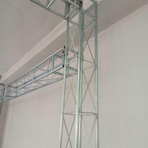 400 متر اسپیس نمایشگاهی قائم شهر