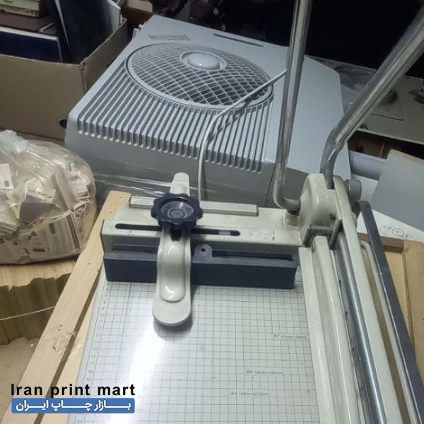دستگاه برش کاغذ کاتر کاغذ