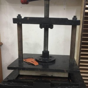 پرس فلکه ای