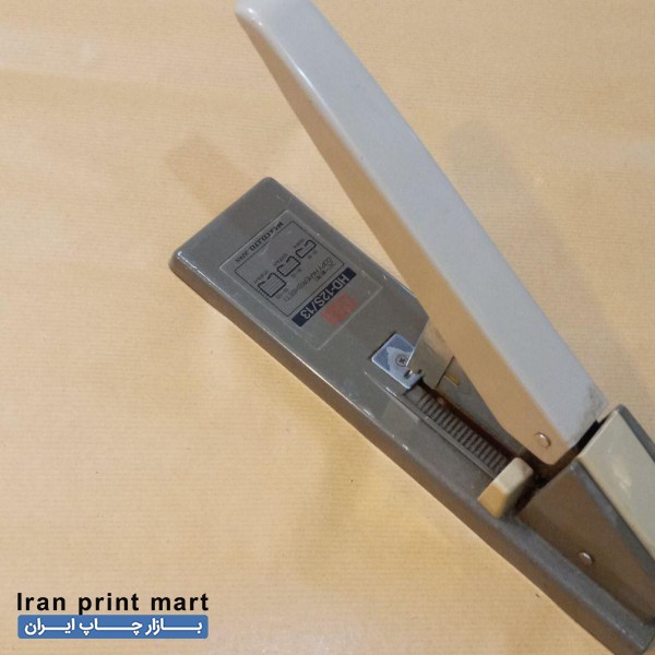 دستگاه منگنه کتاب و جزوات سالم