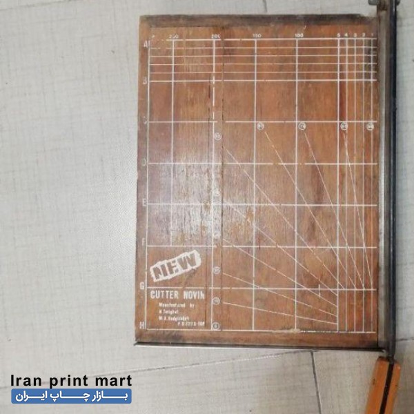 کاتر برش کاغذ
