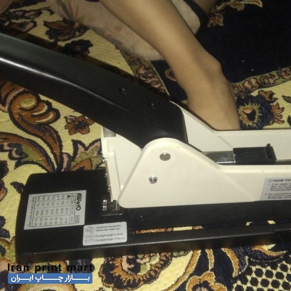 منگنه وسط زن  بزرگ نو اکبند