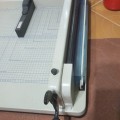 دستگاه برش کاغذ تا ۵۰۰‌برگ دستی