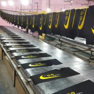 نیروی خانم جهت کار در کارگاه چاپ پوشاک نیازمندیم