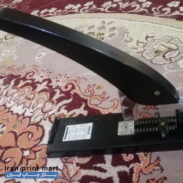 منگنه بزرگ کتاب