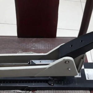 دستگاه منگنه زن کم کار کرد