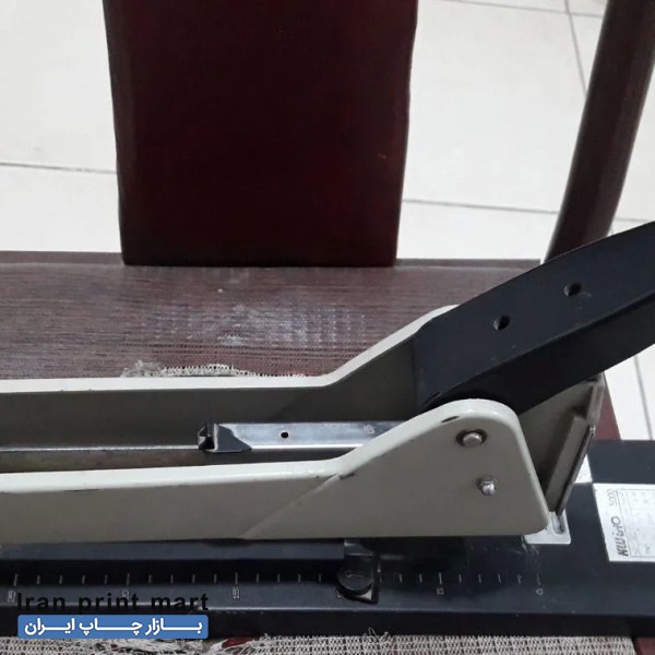 دستگاه منگنه زن کم کار کرد