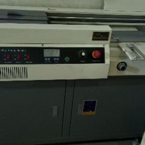 چسب گرم ۱۱۰AXسالم و در حال کار