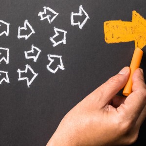 بازاریابی چیست و چه تفاوتی با فروش، برندینگ و تبلیغات دارد؟