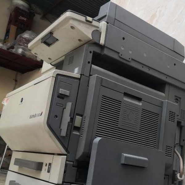 فروش دستگاه فتوکپی چهارکاره رنگی پودری بزرگ و مرتب مشهد