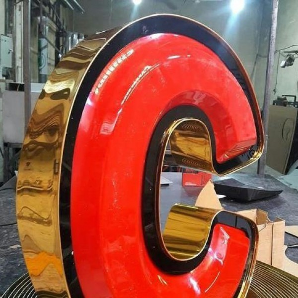 خدمات تابلوساز،برش و حکاکی لیزر چوب مقوا فلکسی تابلو اصفهان