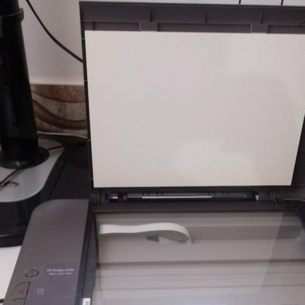 فروش پرینترجوهرافشان  رنگی سه کاره HP مدل deskjet1050 رشت
