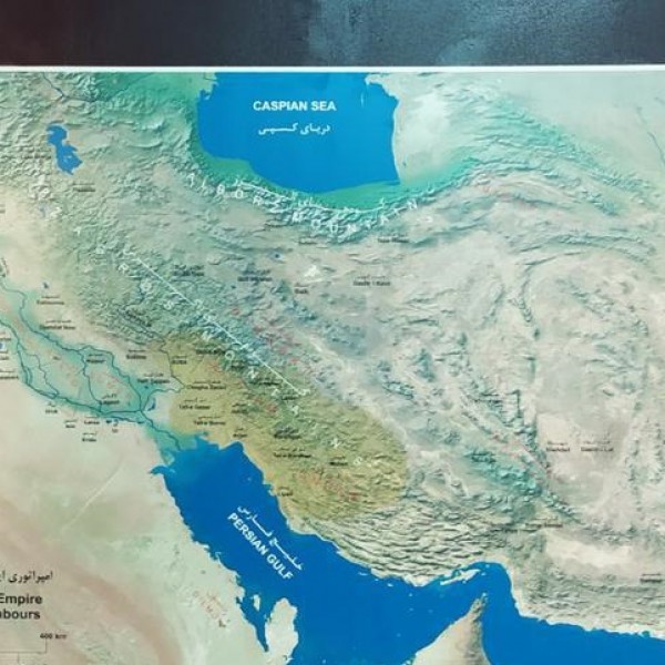 خدمات چاپ یو وی فلت بد تهران