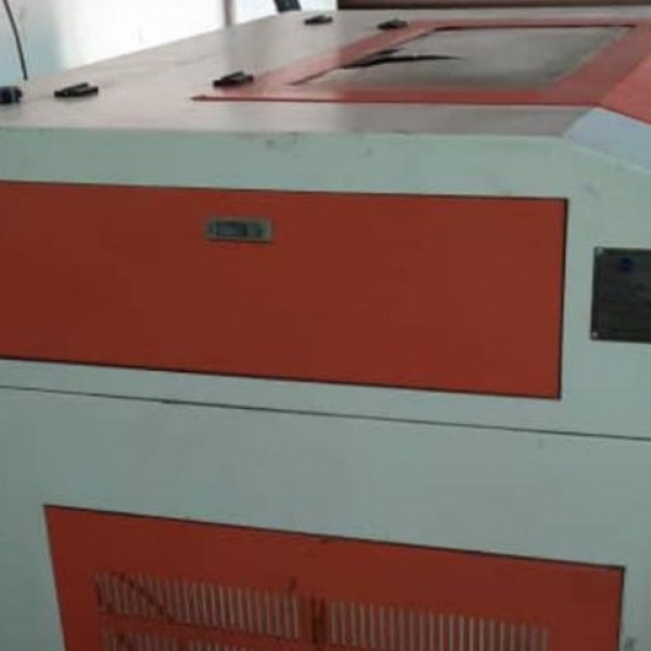 فروش  دستگاه برش لیزر غیر فلزات90×60 تهران