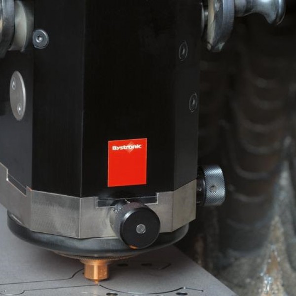 خدمات برش لیزر فلز و ورق فلزات آهن و استیل تهران