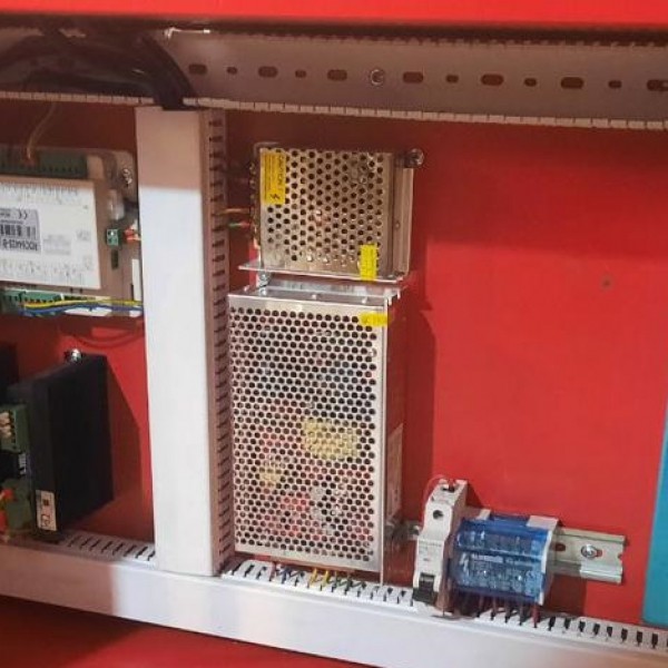 فروش دستگاه لیزر حکاکی و برش غیر فلزات مشهد