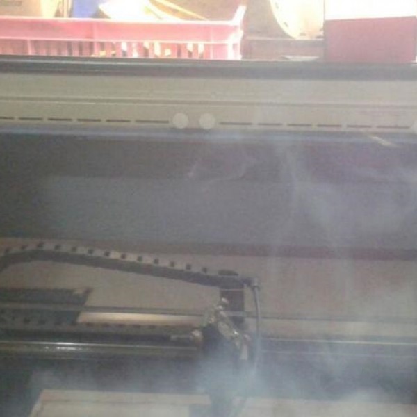 فروش دستگاه برش لیزر غیر فلزات 60*90 کرج