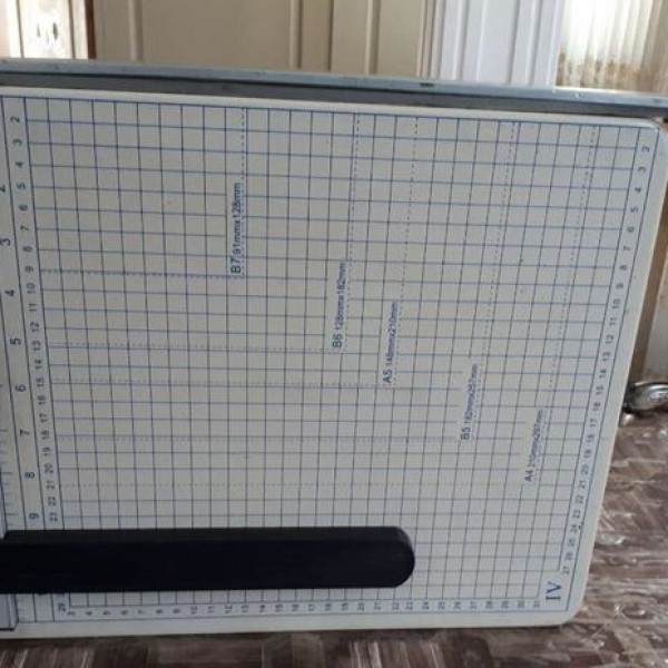 فروش برش دستی کاغذ A3 (کاتر) تبریز