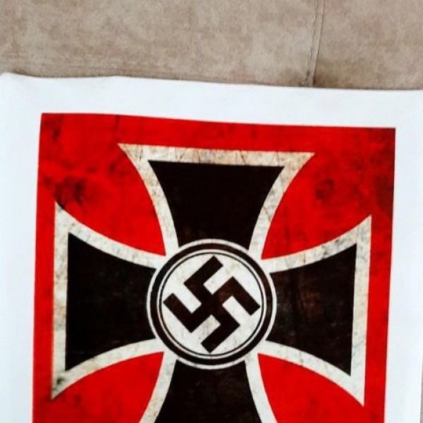 خدمات چاپ پارچه وچاپ عکس ماگ تیشرت هودی کوسن پازل شاسی قاب موبایل تهران