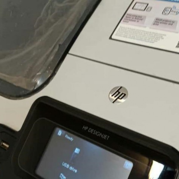 فروش پلاتر 6رنگ HP t795 تمیز و لمینتور سردوگرم آکسون تهران