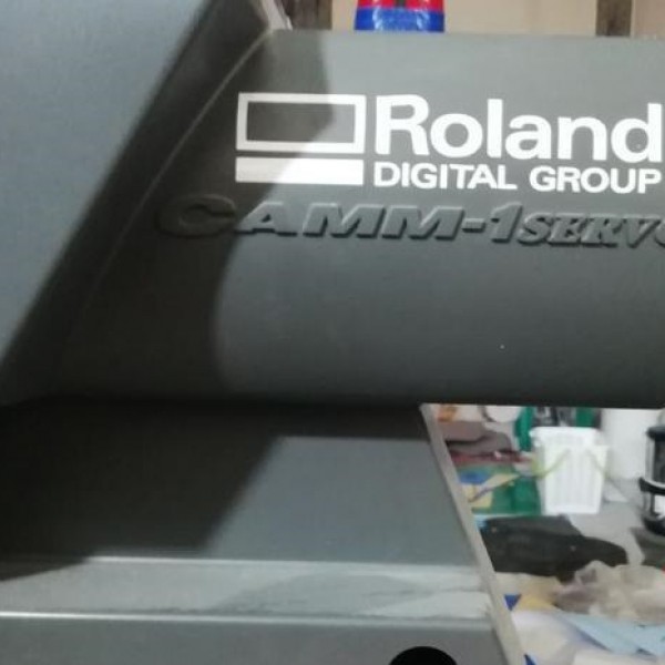 فروش دستگاه کاتر پلاتر Rolandبرش شبرنگ شیراز