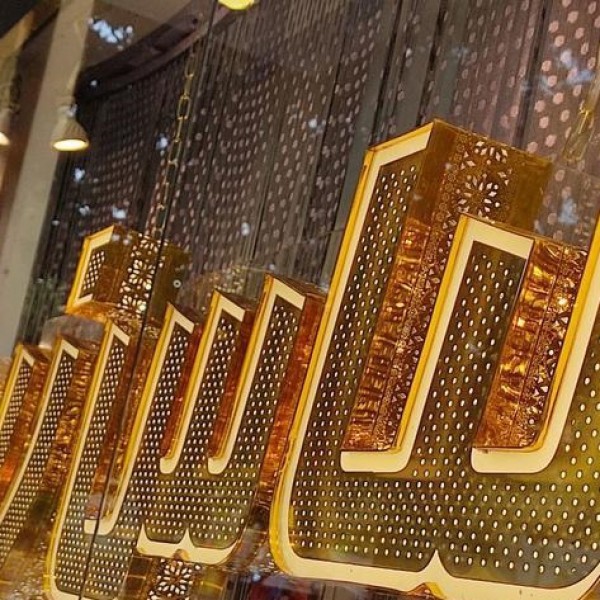 خدمات  تابلوساز تابلوسازی چلنیوم.بنر نماکامپوزیت چوب روسی مشهد