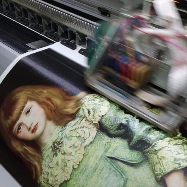 خدمات  چاپ بنرفلکس مش استیکر کارت ویزیت تراکت فاکتور تهران