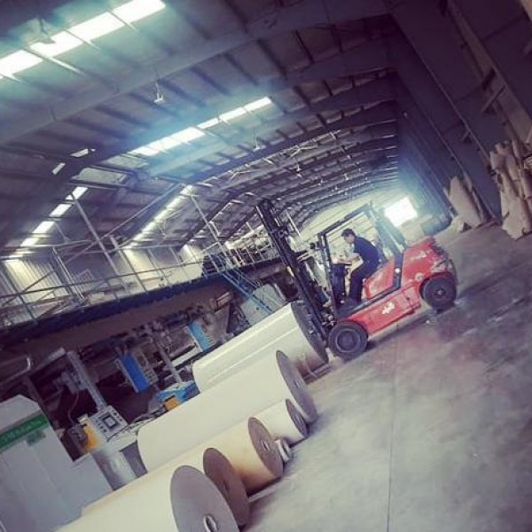 خدمات کارتن سازی (با دستگاه های پیشرفته) کرج