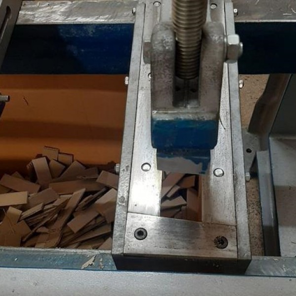 فروش تعدادی دستگاه کارتن سازی تهران