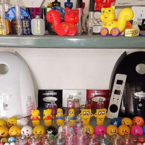 خدمات  چاپ تامپو قطعات صنعتی پارچه فلز شیشه چوب عروسک و..تهران