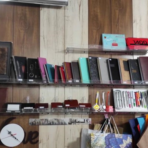 خدمات چاپ بنر/تسلیت/تولد/کارت ویزیت/چاپ روی اجسام شیراز