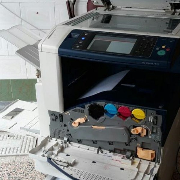 فروش  دستگاه کپی رنگی xerox 7845 فول اتومات تبریز