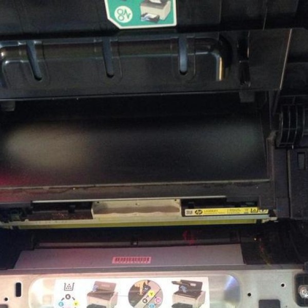 فروش دستگاه پرینتر لیزری رنگی hp مدل CP1025