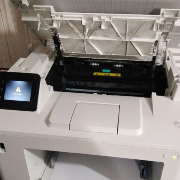 فروش دستگاه پرینتر اچ پی چهار کار لیزری سیاه سفید